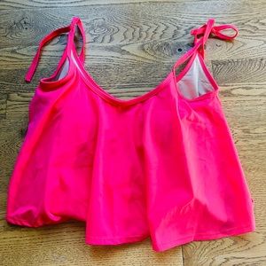 NWOT Kortni Jeane top